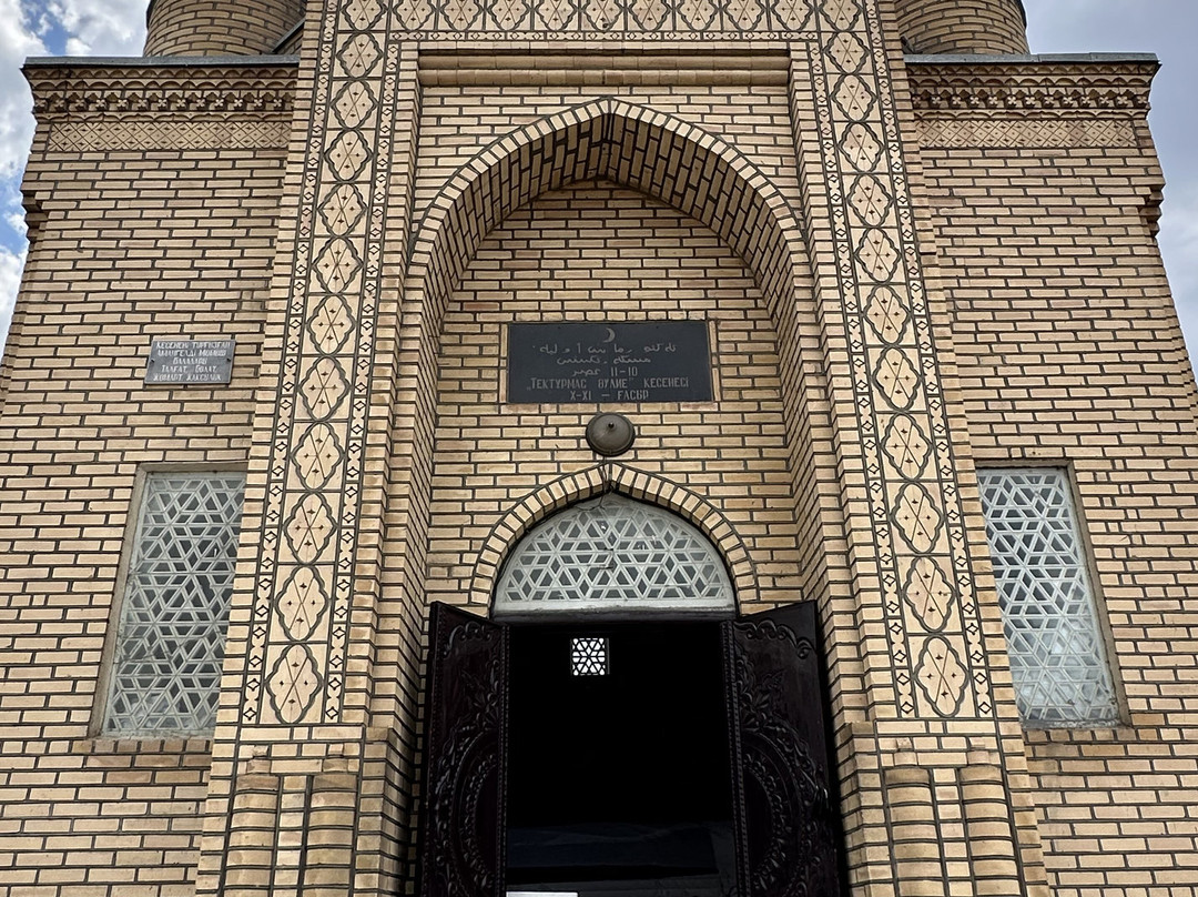 Mausoleum of Tekturmas-Taraz必去景点