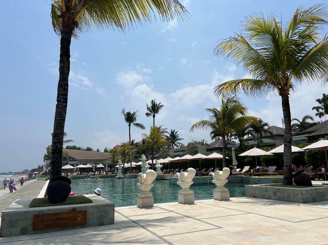 水明漾海滩Spa度假酒店主图