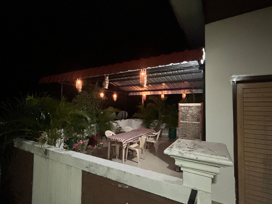 M B Eagle Mountain Home Stay