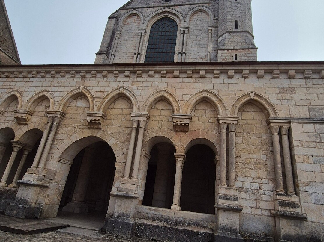 Abbaye de Pontigny景点图片