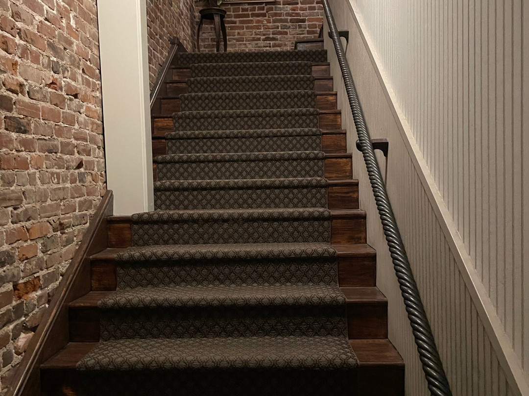 The Hotel Rhea主图