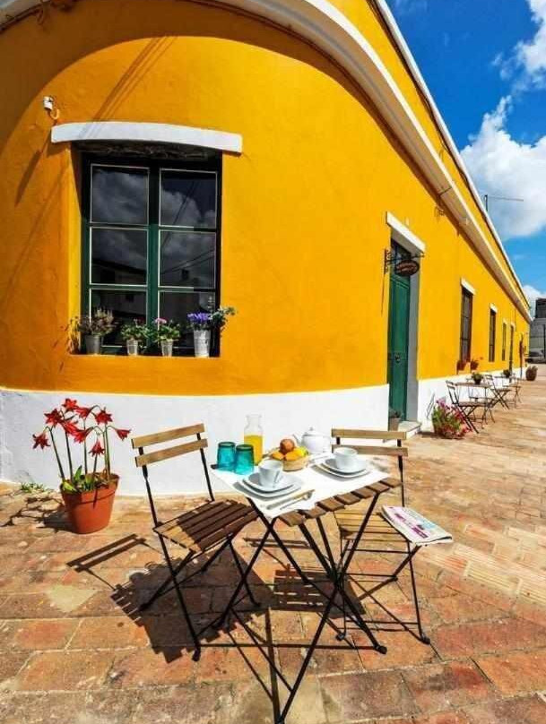 Casa Amarela Alojamento Local主图