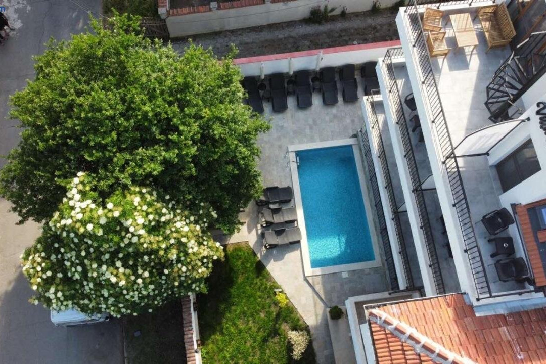 Semeen Khotel Vila Akva