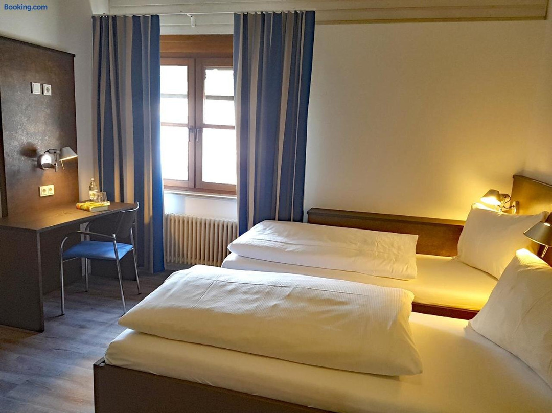 Katholisches Jugend- Und Tagungshaus Wernau主图