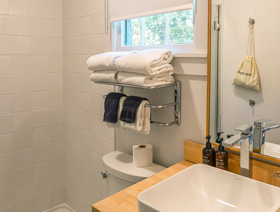 Bluebird Ocean Point Inn主图