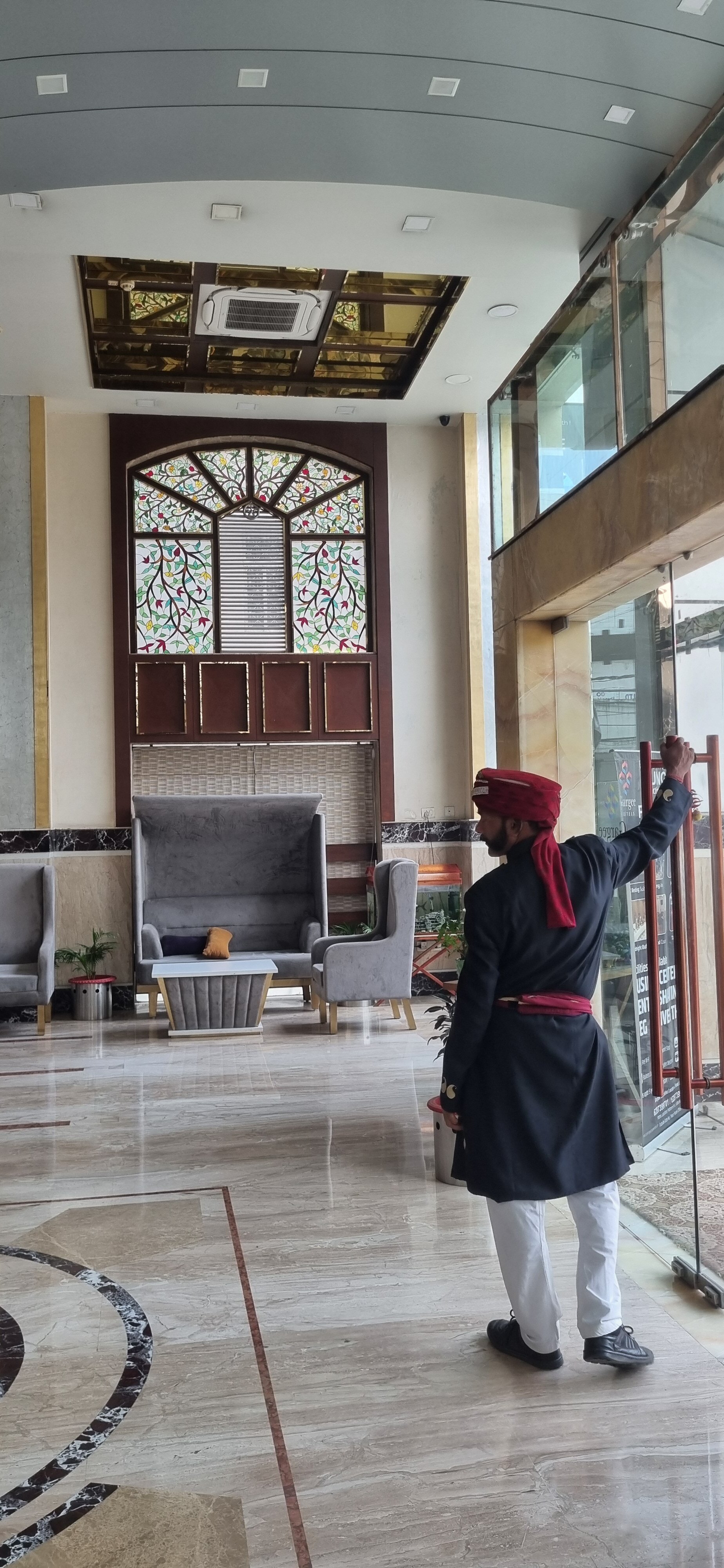 Hotel Gargee Grand-官方