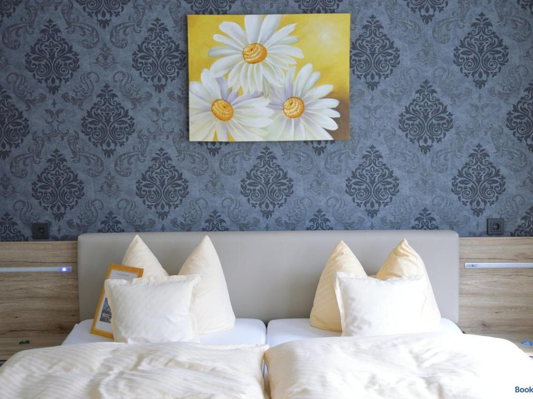 Zuschen酒店住宿-Hotel-Cafe Zueschener Bauernstuben