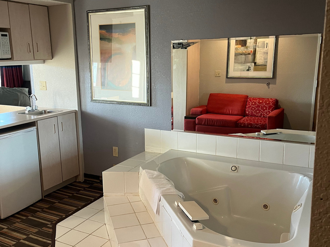 Microtel Inn & Suites by Wyndham Claremore主图