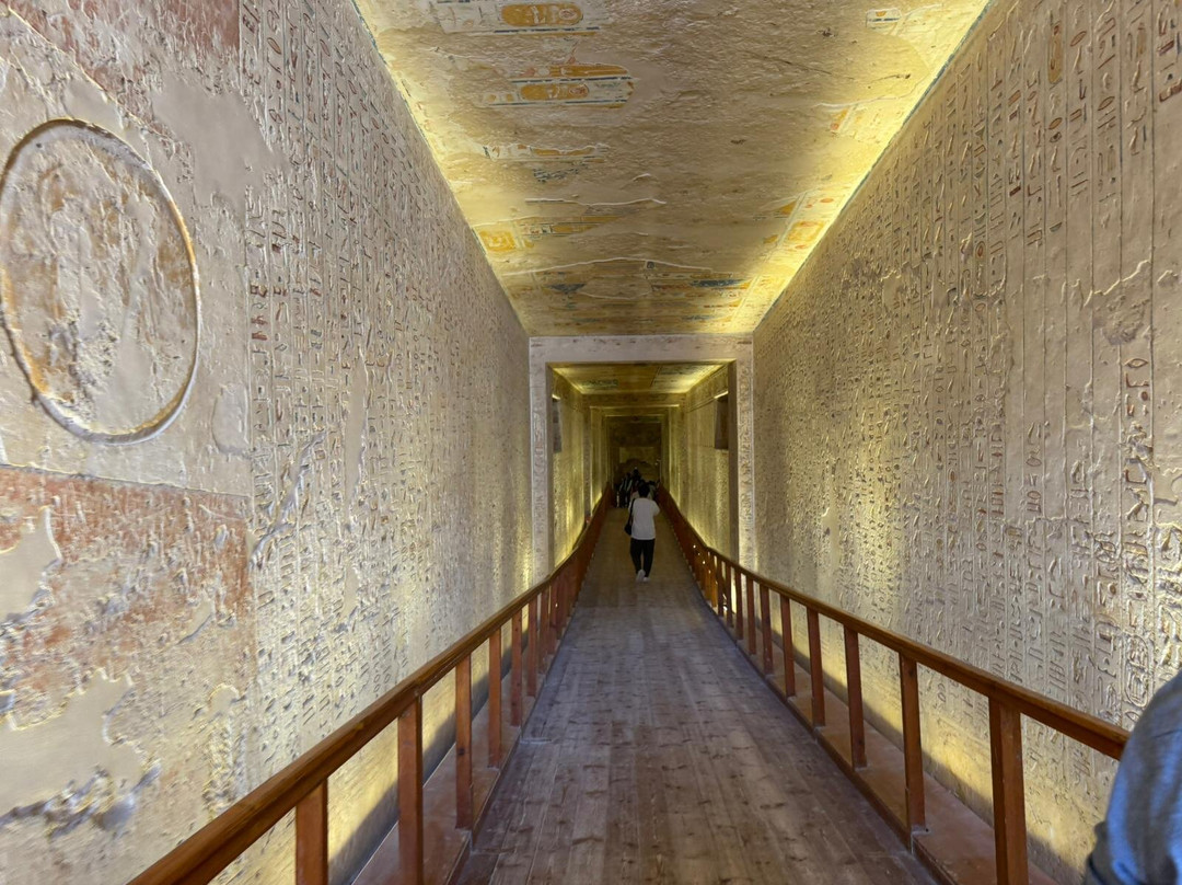 Tomb of Ramses IV-卢克索必去景点