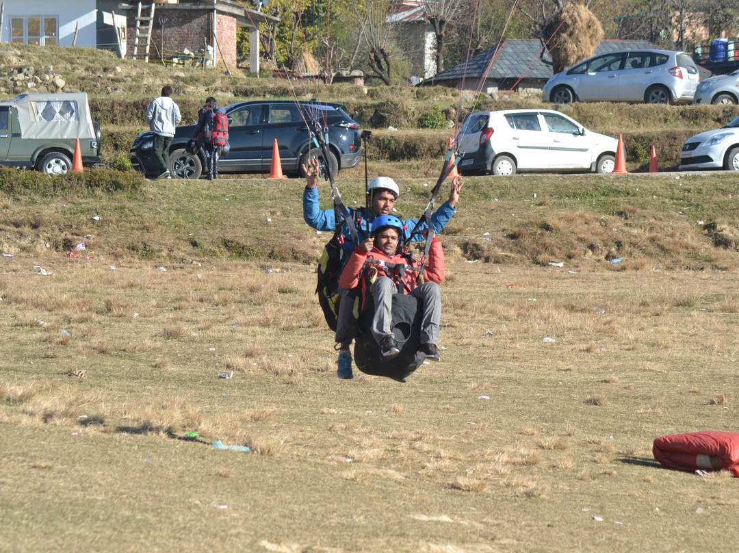 Bir Billing Paragliding - Rudra Adventure景点图片
