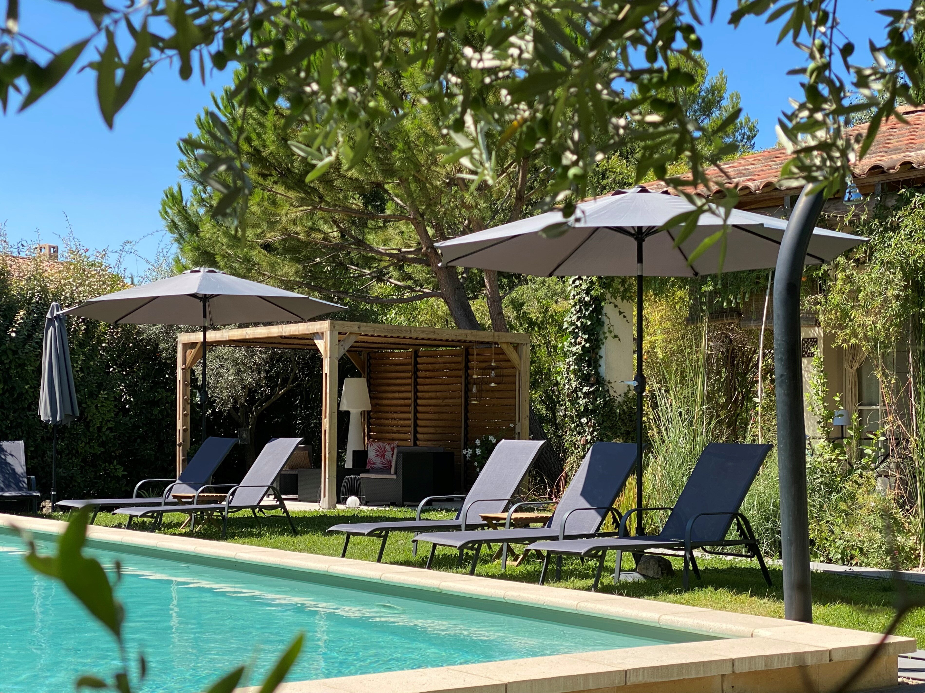 Le Jardin de Lau-泳池