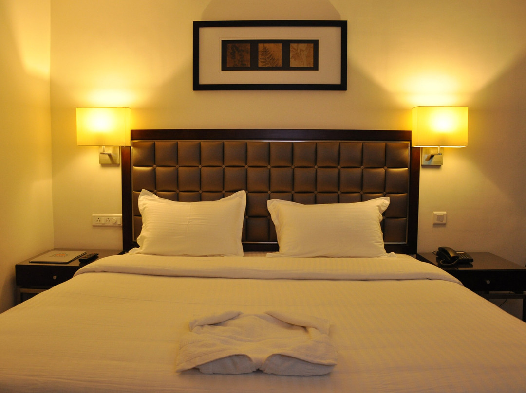 The Regency Hotel主图