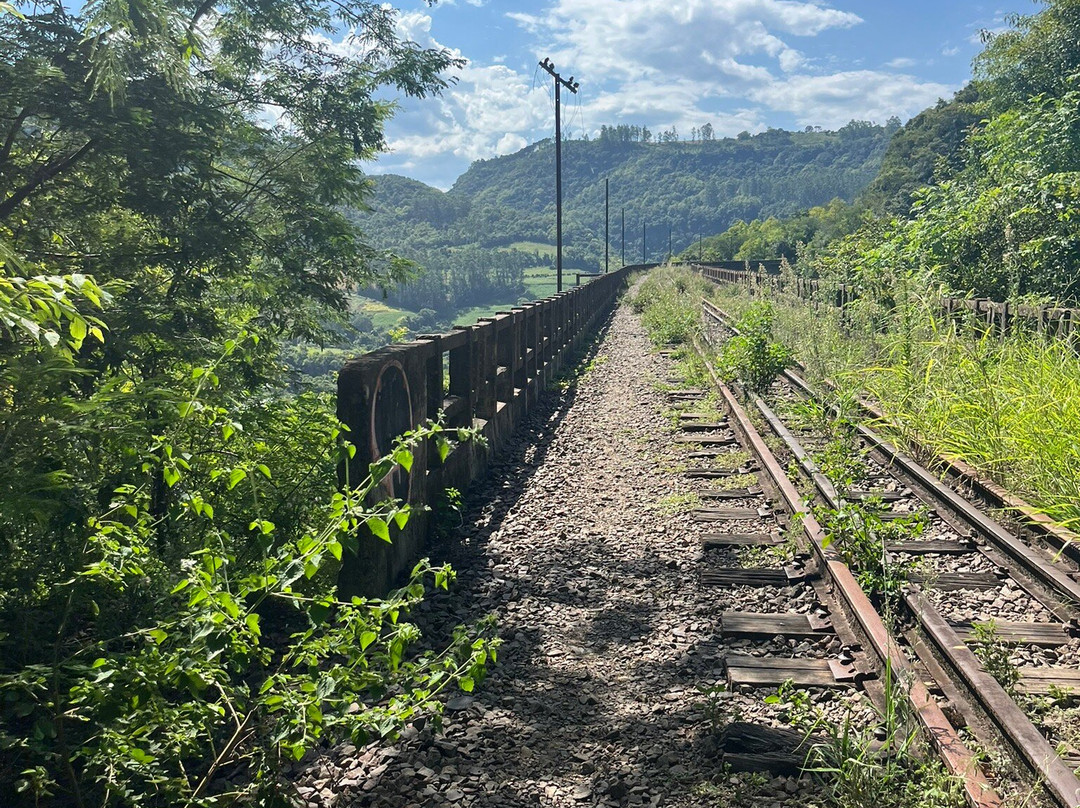 Viaduto 13-Vespasiano Correa必去景点