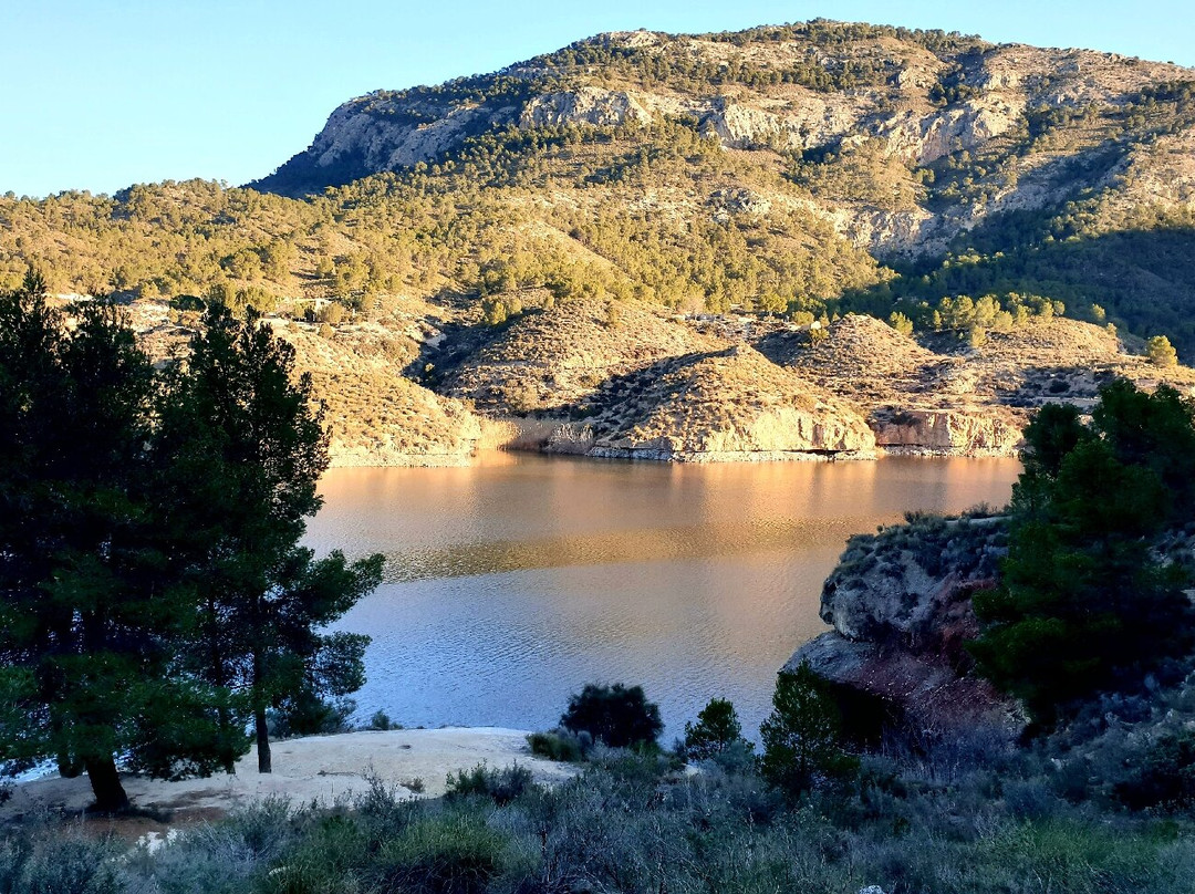 Pantano de Tibi景点图片