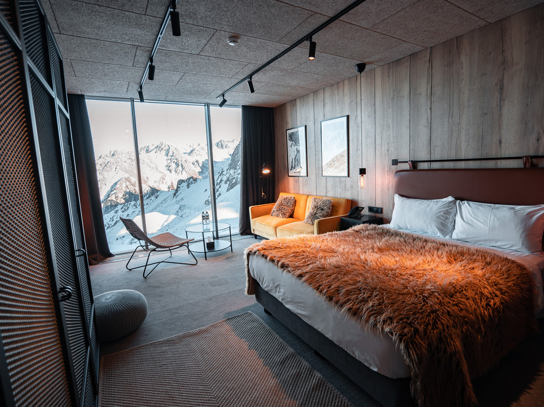 Tenir Eco Hotel主图