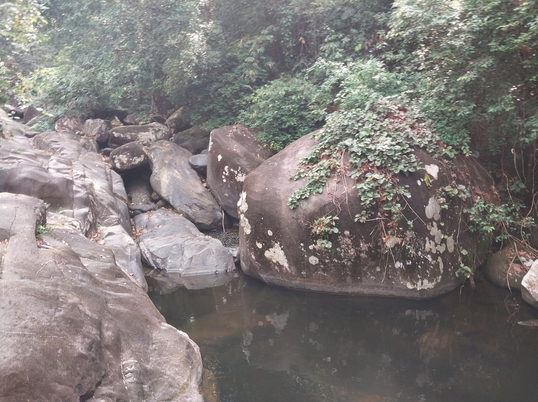 Khao Chamao Waterfall-考查貌必去景点