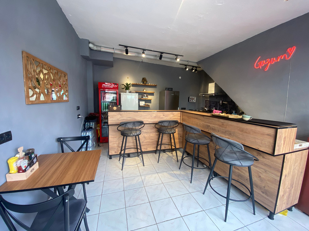 Guzum Cafe&bistro