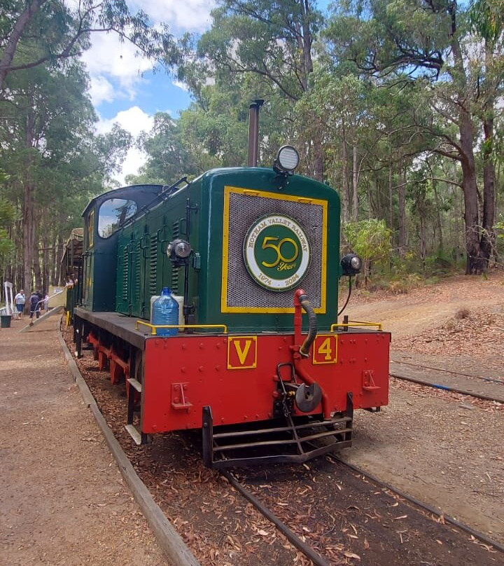 Hotham Valley Tourist Railway景点图片