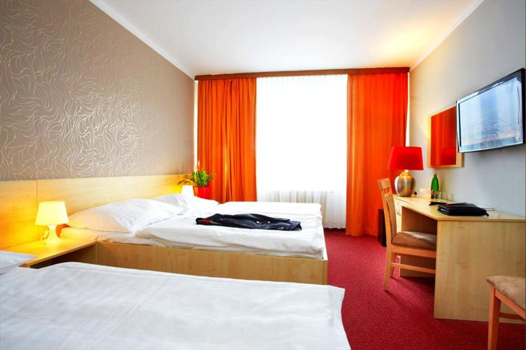 查尔斯中央酒店主图