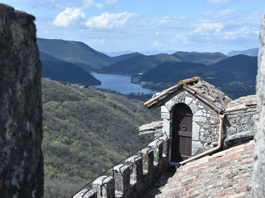 Castello Nobili Vitelleschi-Labro必去景点