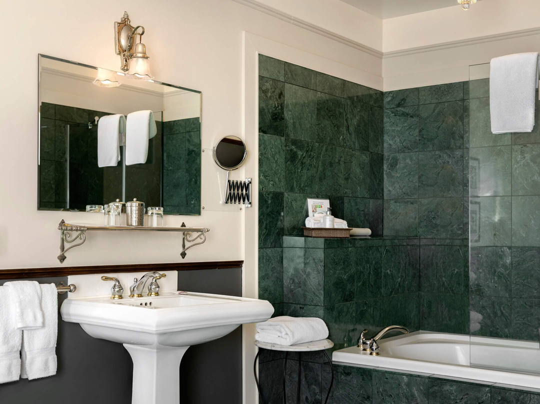 阿比盖尔酒店主图