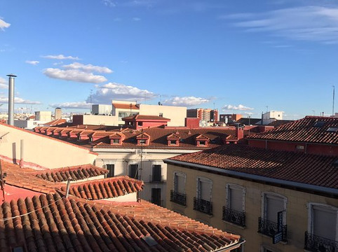 马德里普拉多宜必思尚品酒店主图