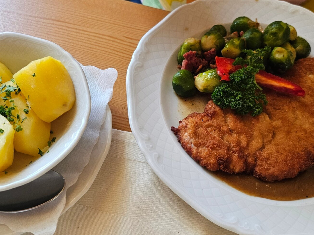 Mandelholz Hotel Grüne Tanne主图