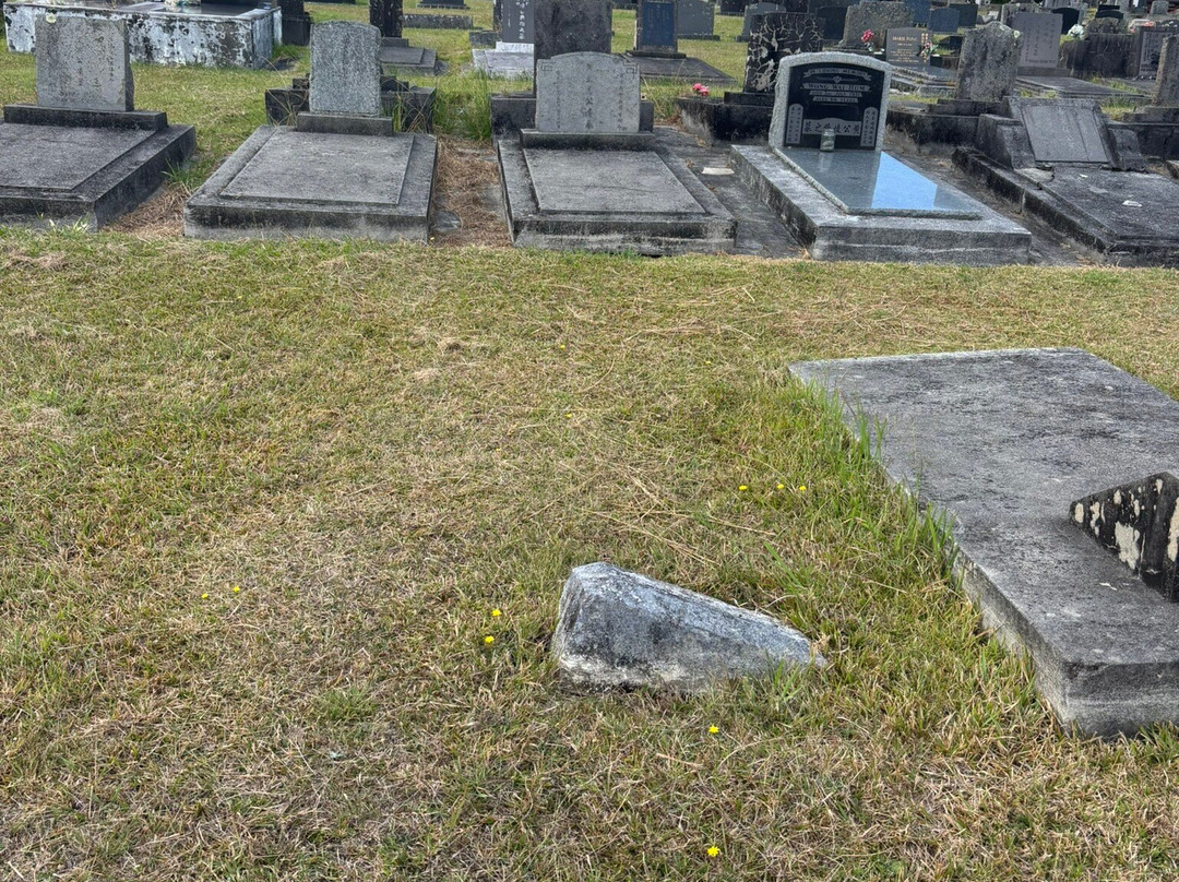Waikumete Cemetery-Glen Eden必去景点