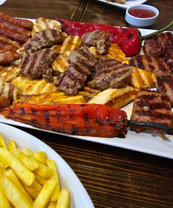 The Traditional Grill餐厅图片