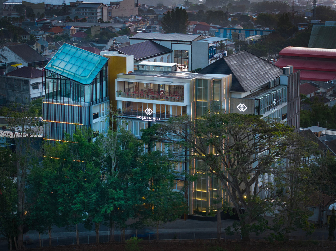Golden Hill By Golden Tulip