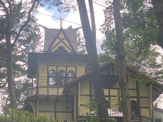 Okhotnichiy Domik-斯韦特洛戈尔斯克必去景点