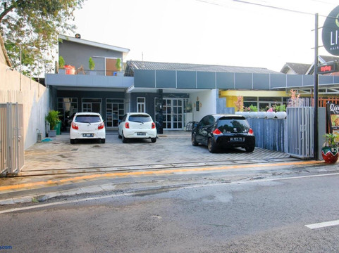 RedDoorz @ Hotel Putra Perdana Klaten