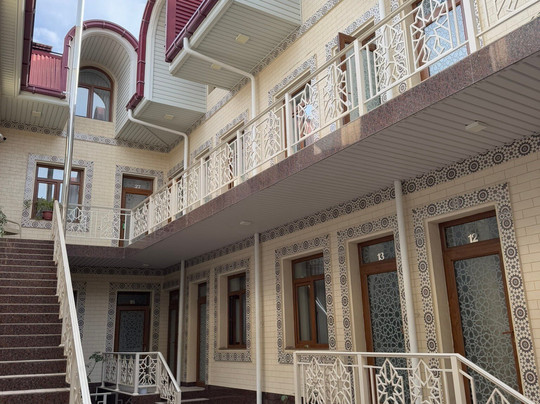 Registon Saroy Hotel主图