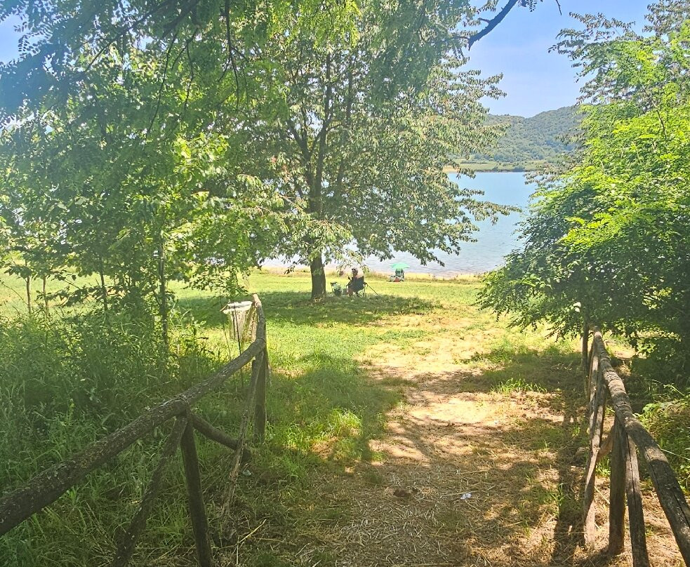 Lago di Canterno-菲乌吉必去景点