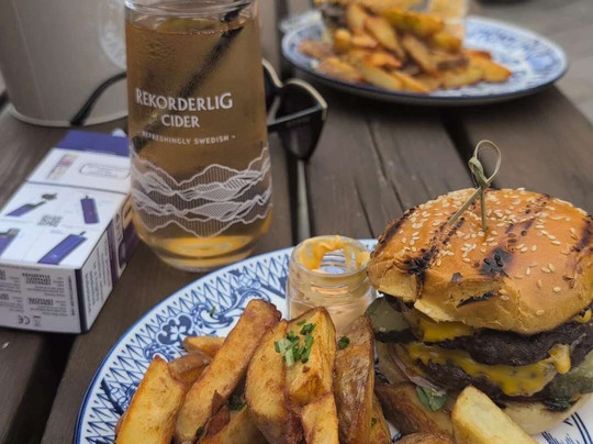 The Unicorn Inn主图