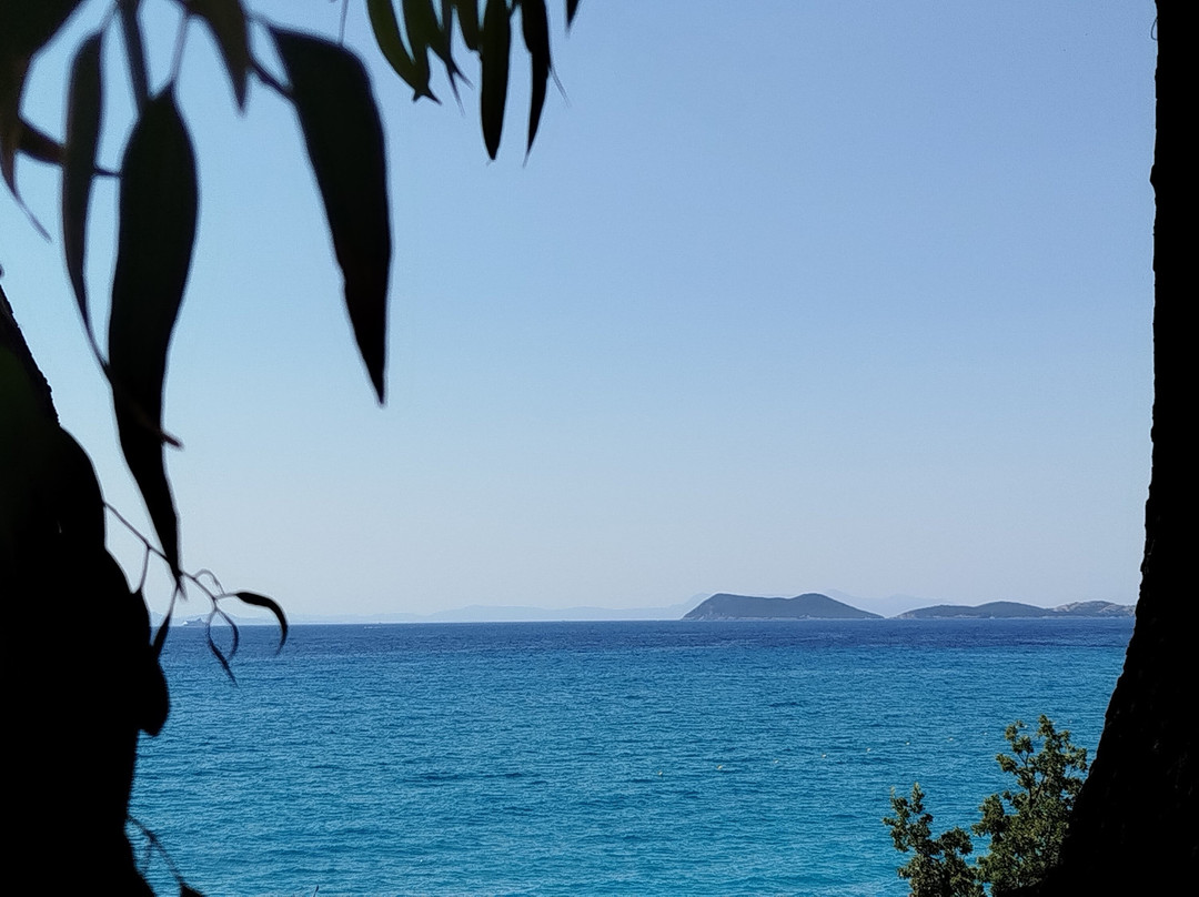 Karavostasi Beach-帕蒂卡必去景点