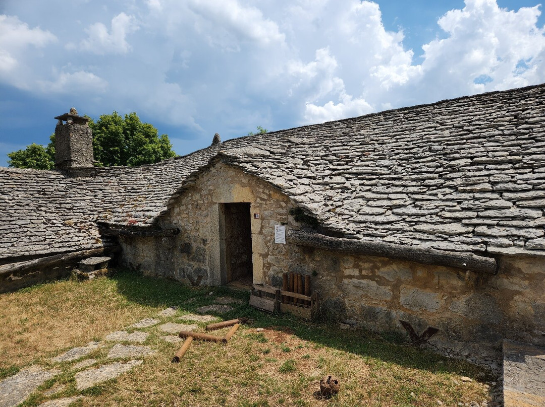 La Ferme Caussenarde d'Autrefois-Hures-la-Parade必去景点