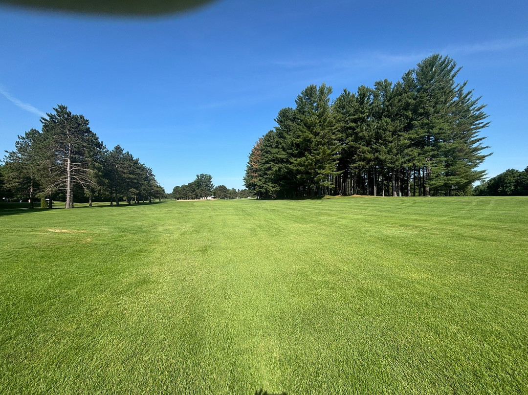 Hawkesbury Golf & Curling Club-Hawkesbury必去景点