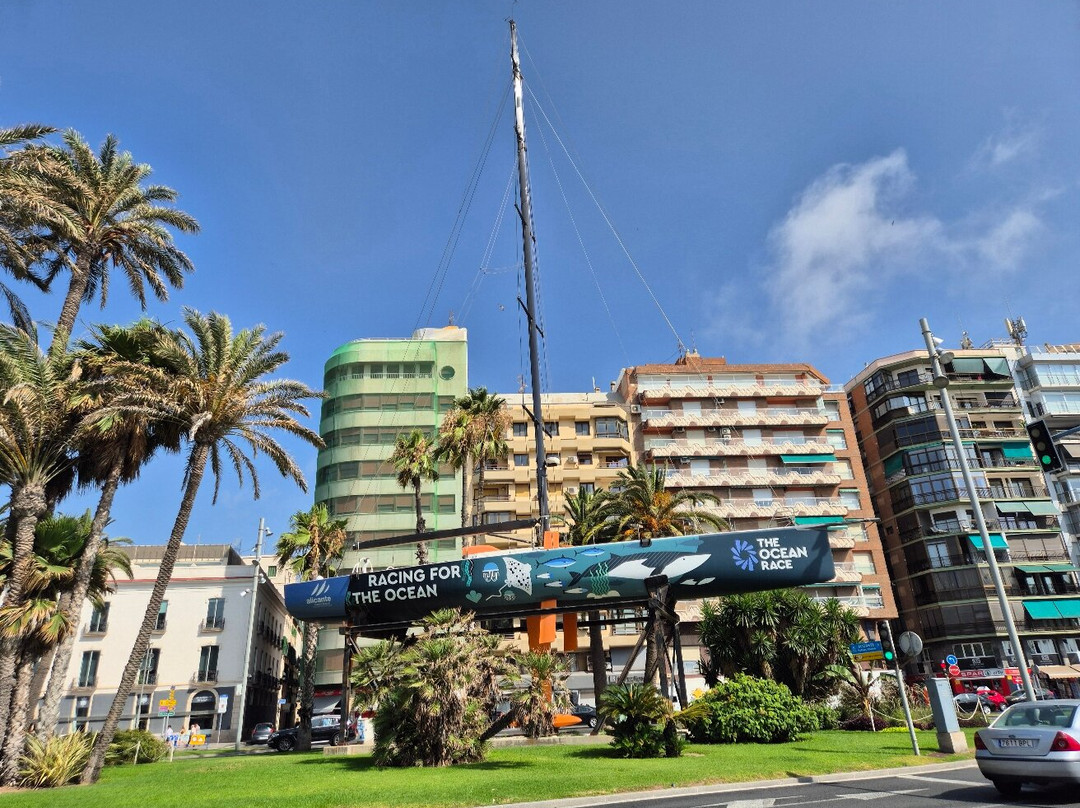 Plaça Porta del Mar-阿利坎特省必去景点