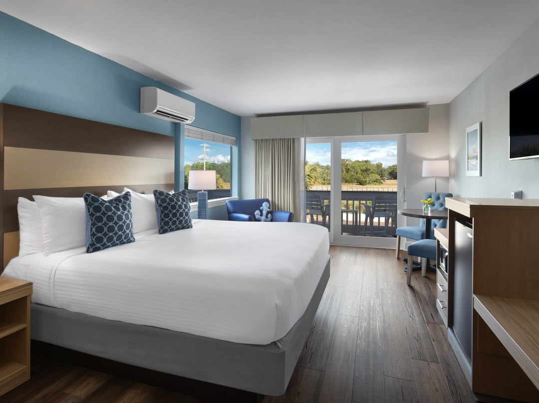 Shem Creek Inn主图