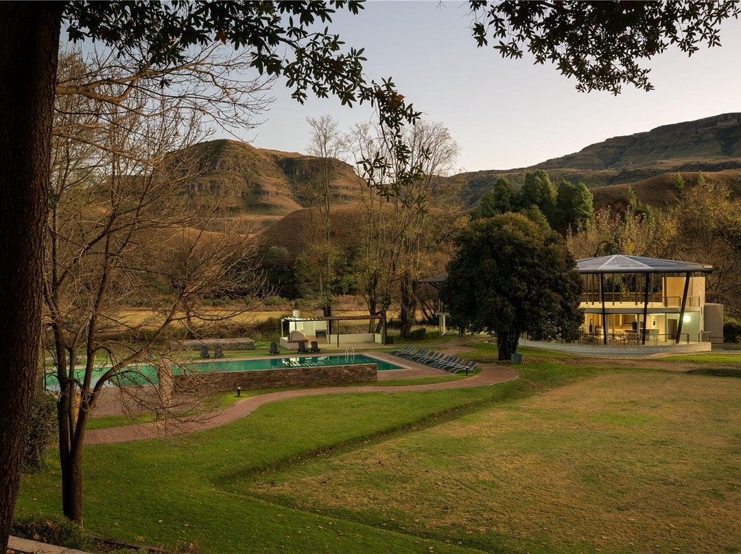 Himeville酒店住宿-Premier Resort Sani Pass