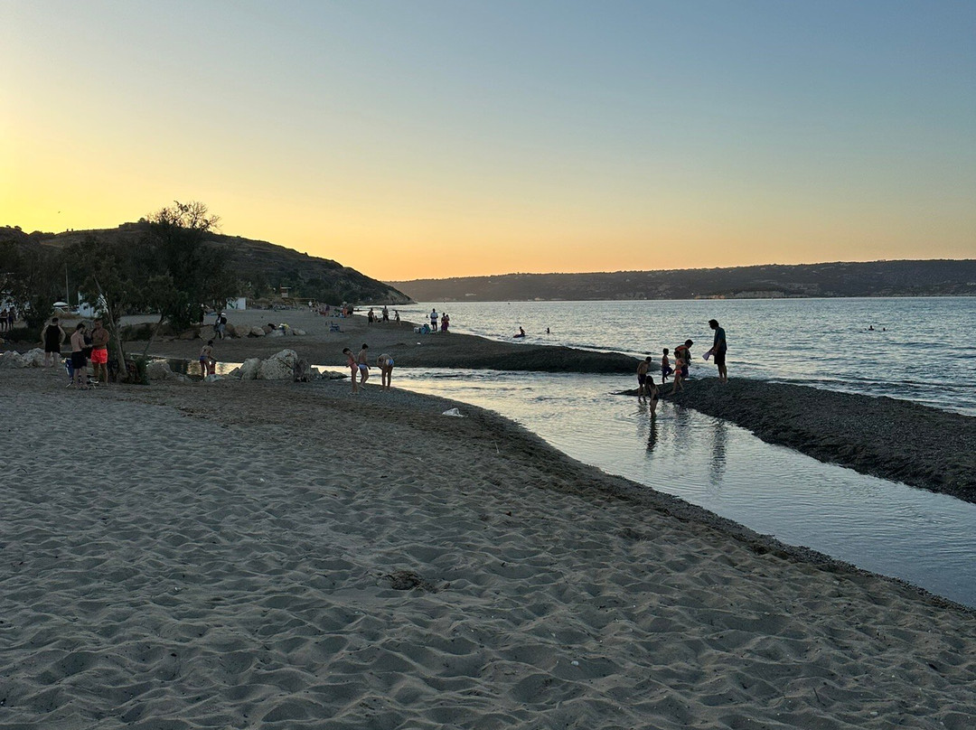 GK Beach Hotel主图