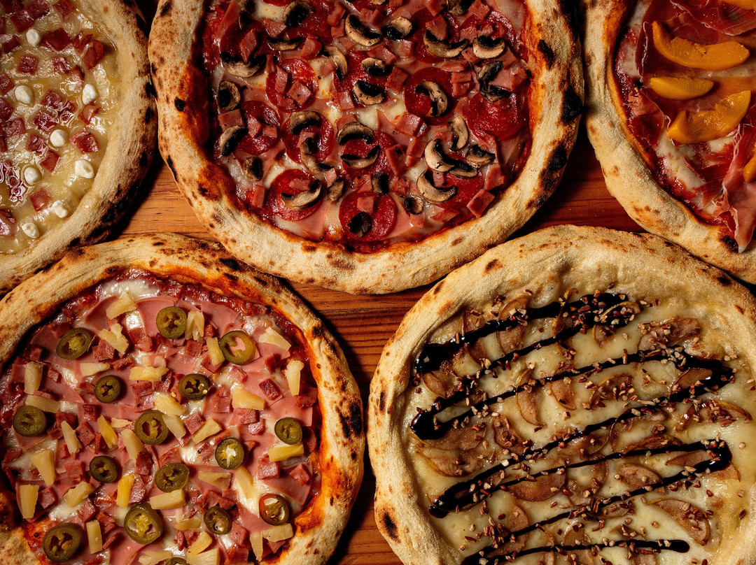 La Camorra Pizzería