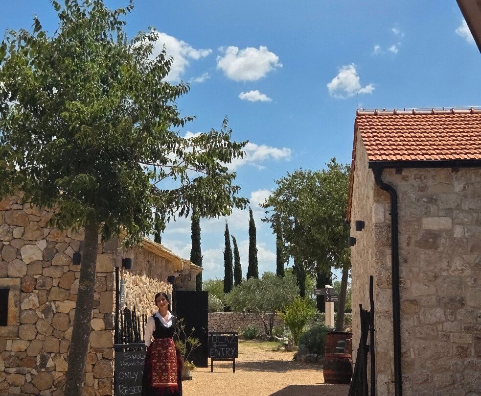 Etnoland-Pakovo Selo必去景点