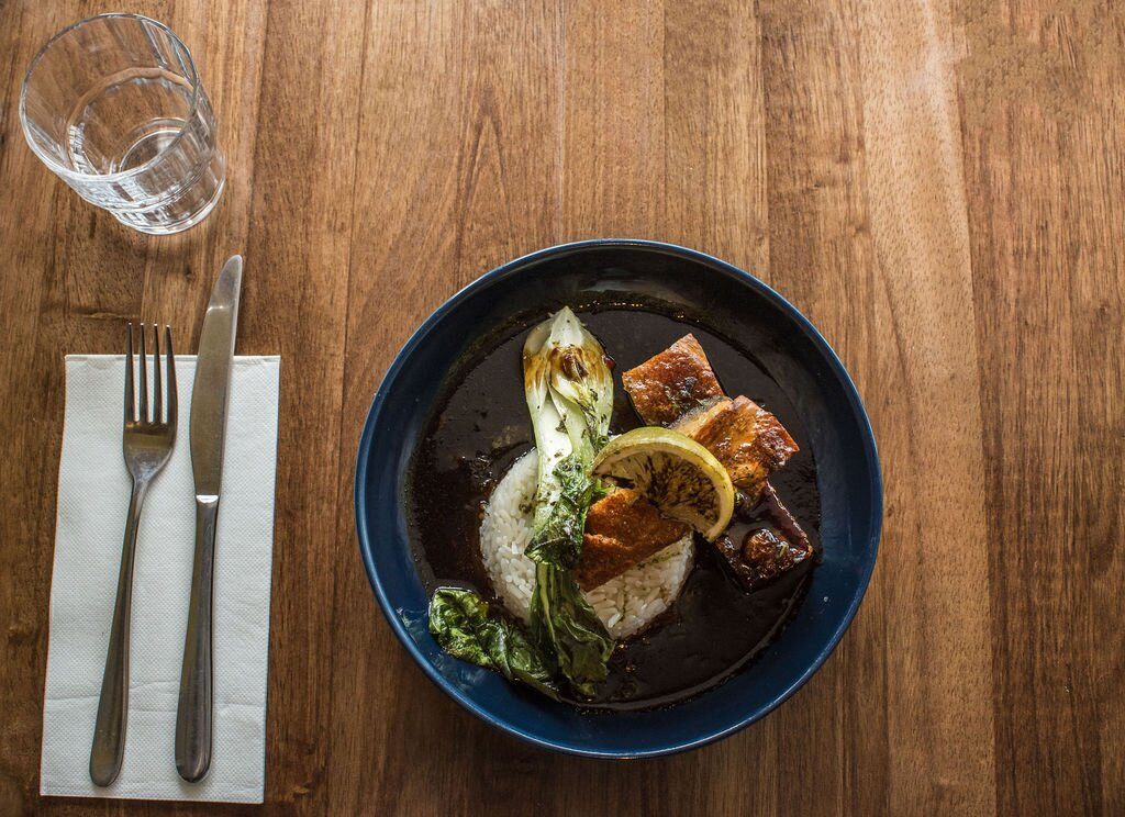 斯罗克莫顿纹章酒店主图