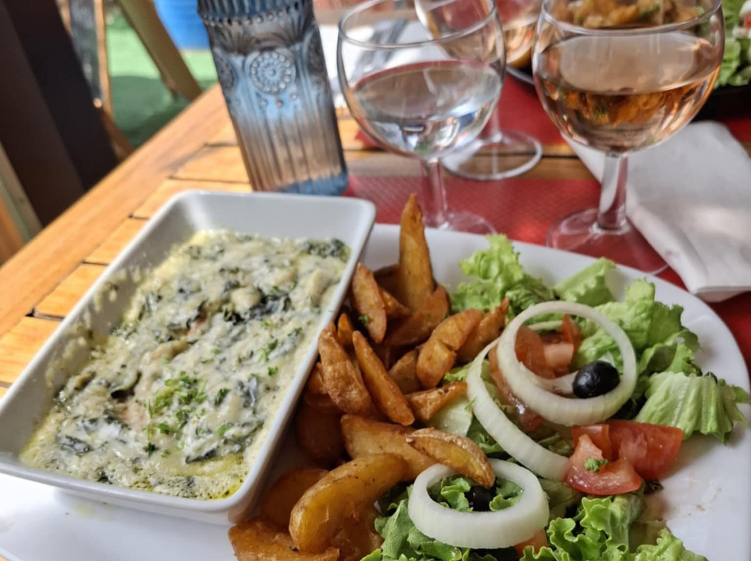 拉特里尼特酒店主图