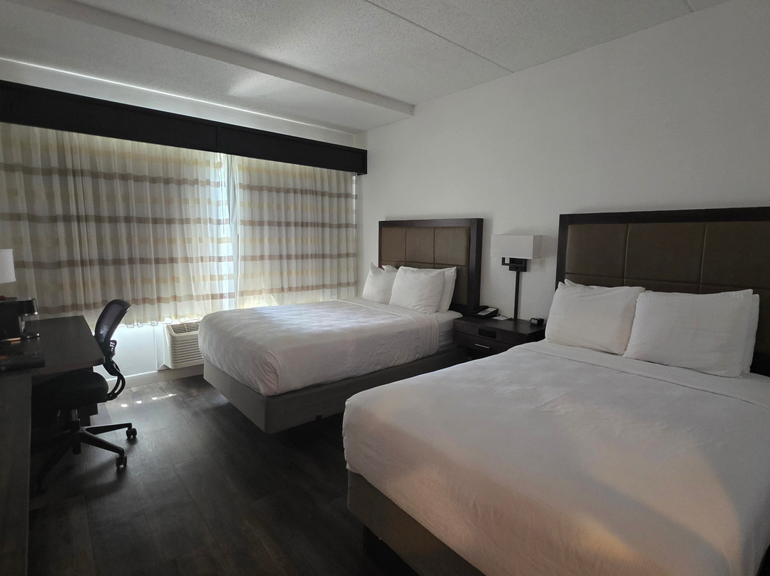 Best Western Plus Coastline Inn主图