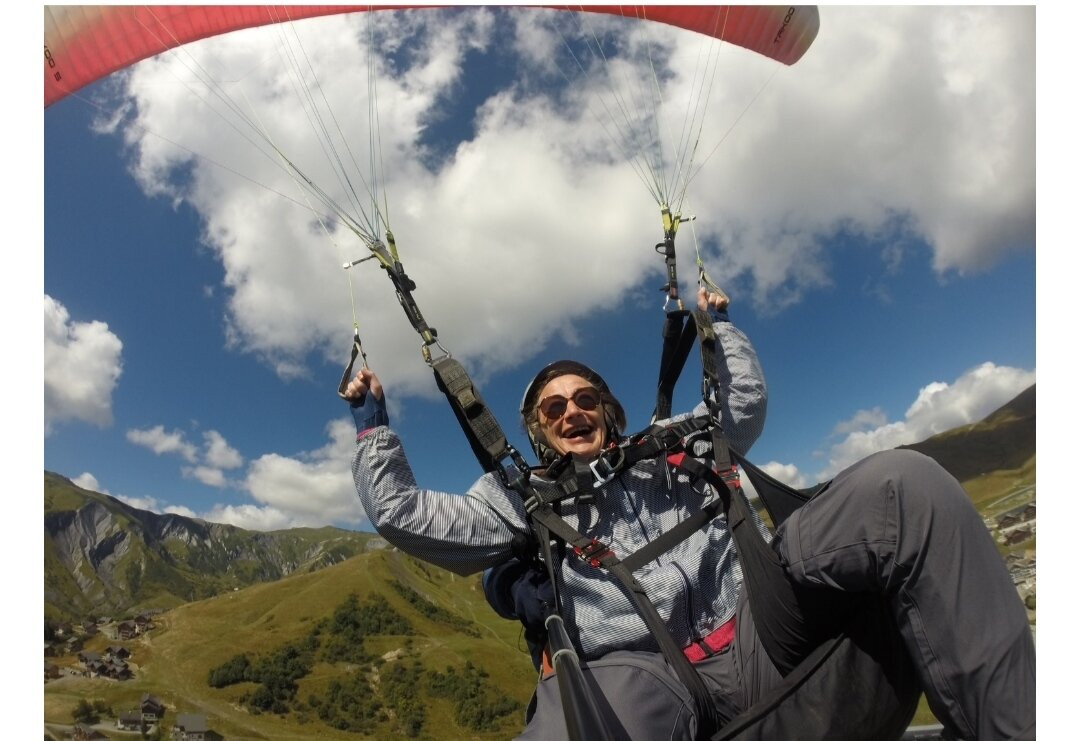 Parapente Air Line-Fontcouverte-la-Toussuire必去景点