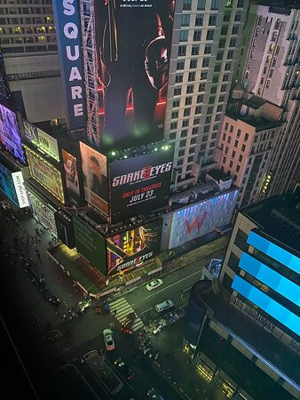 纽约时代广场万丽酒店主图