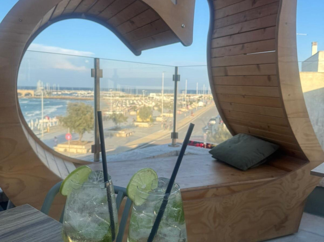 Spoiler Food People and Drink